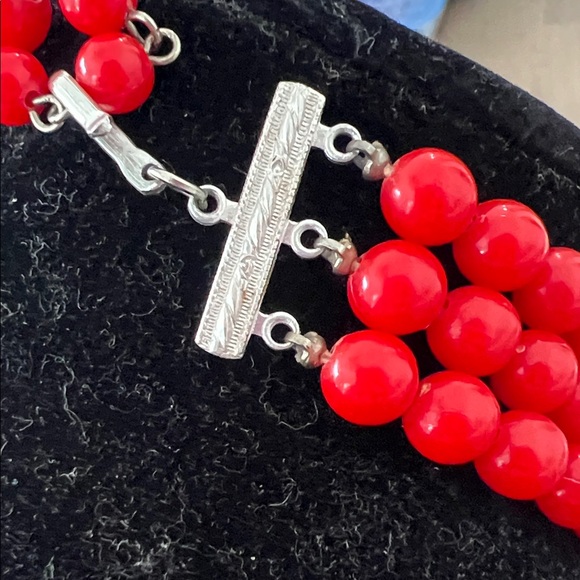 Vibrant Red Multi-Strand Beaded Necklace - Picture 4 of 5